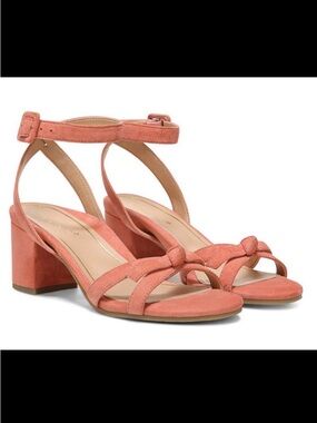 New in Box Vionic Rosabel Women's Heeled Arch Support Sandal Terra Cotta Size 7